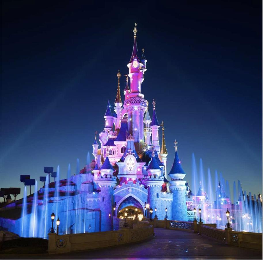 *Disneyland-Paris* 10 Pers, Wifi, 2 Parkings 谢西 外观 照片